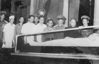 Ho Chi Minh mausoleum body – It is real or fake?