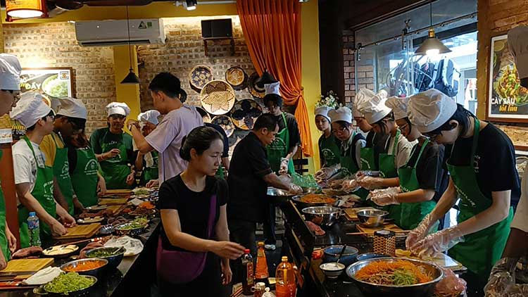 vietnam cooking class