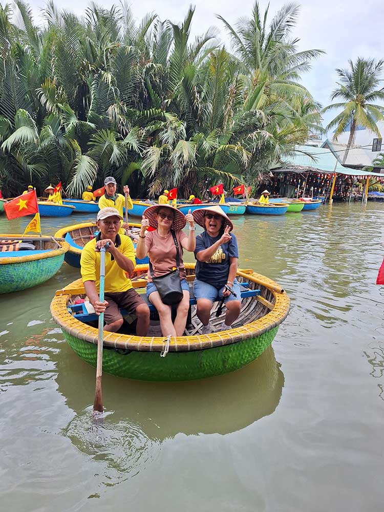 vietnam tour operators 1