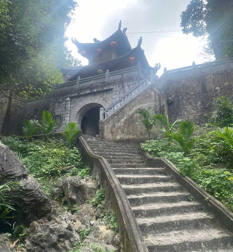 am tien cave