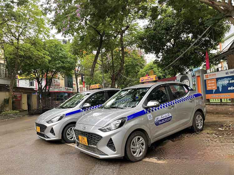 Taxi from Hanoi to Sapa