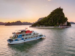 Cozy Bay Premium cruise | Luxury Halong Bay | All you need to know