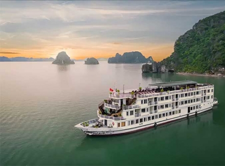 Crown Legend Cruise 4 stars | Budget price | Itinerary & Photos