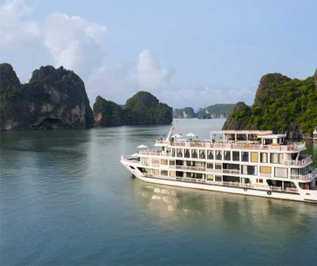 Halong bay Hermes cruise | Best price + Itinerary + Photos + Reviews