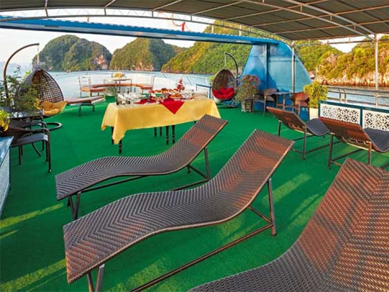 Cozy Bay Premium cruise | Luxury Halong Bay | All you need to know