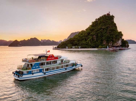 Cozy Bay Premium cruise | Luxury Halong Bay | All you need to know