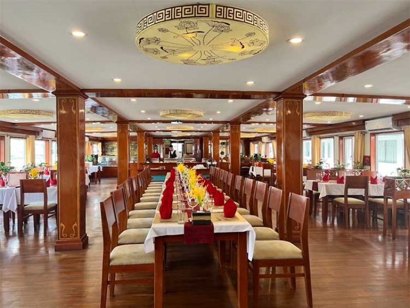 Crown Legend Cruise 4 stars | Budget price | Itinerary & Photos
