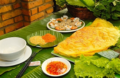 All You Need To Know About The Unique Vietnamese Banh Xeo