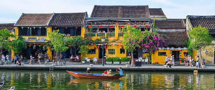 Visit the Ancient Hoi An