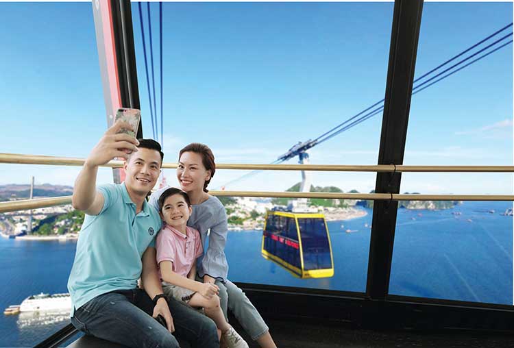 Queen Cable Car halong