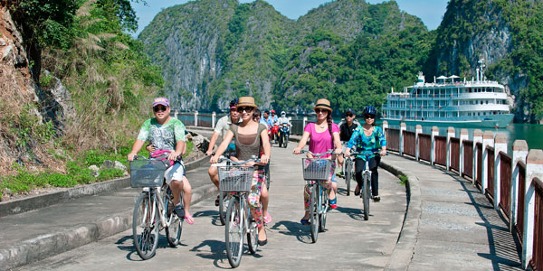 cycling in halong bay