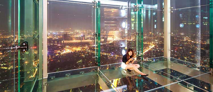 Lotte Observation Deck during nighttime is fantastic and also breath-taking