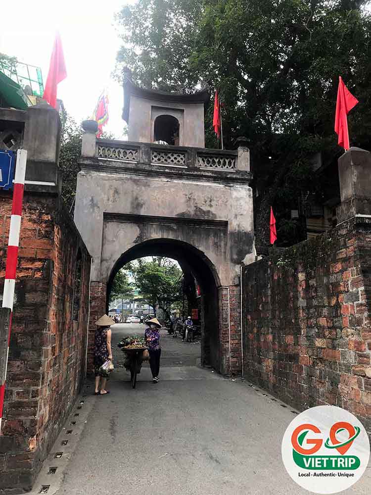 Old east gate 2