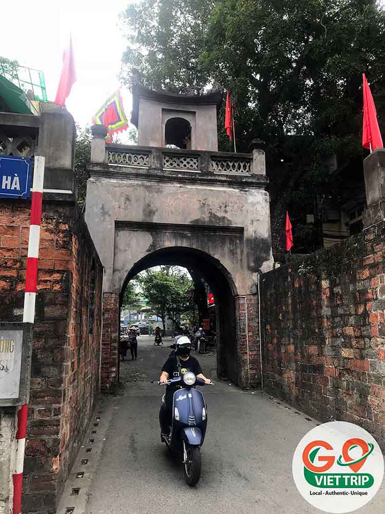 Old east gate 3