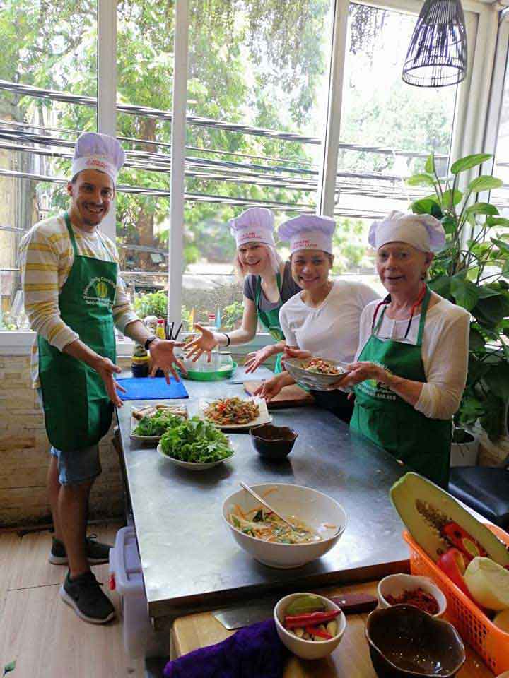 hanoi cooking class tour