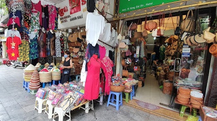 shopping street in hanoi old quarter 1