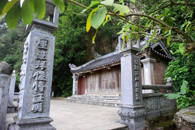 bai dinh ancient pagoda cao son temple
