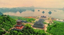 https://goviettrip.com/uploaded/vietnam/tam-chuc-pagoda.jpg